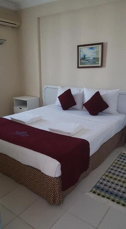 Victoria Suite Hotel & Spa Тургутрейс Экстерьер фото